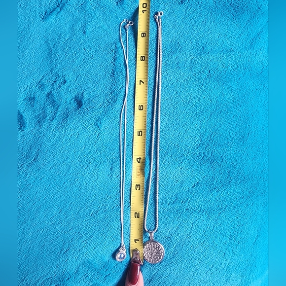 Elegant Sterling Silver and Blue Pendant Necklace Set - Picture 4 of 6